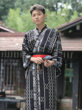 vĂȘtement traditionnel japonais kimono