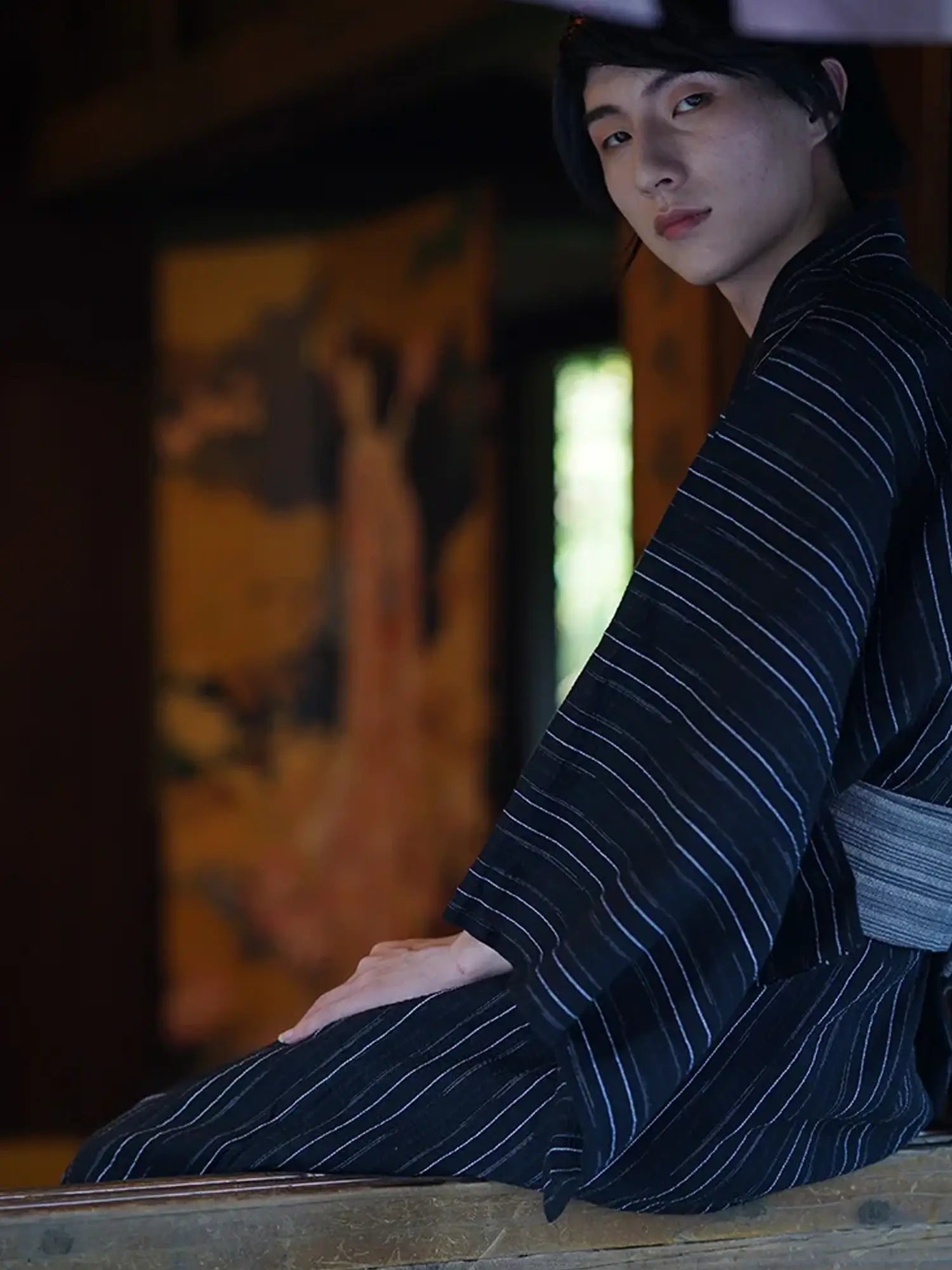 vêtement traditionnel japonais kimono rayé