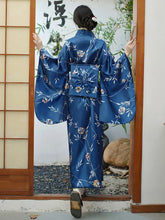kimono japonais à motifs floraux modernes