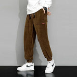 pantalon en velours côtelé tendance