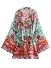 Kimono court de plage | paon et rinceaux Vert