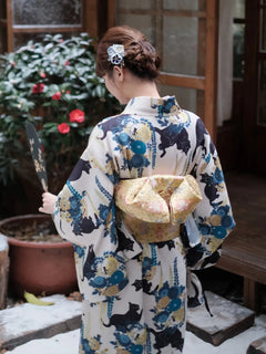 kimono en tissu fleurs et chats japonais