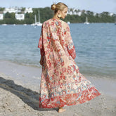vêtement floral féminin en kimono