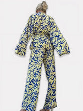 kimono femme avec motif feuillue