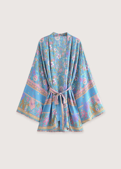 Kimono Court Fleurs Bleues Et Roses