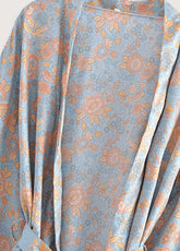 kimono floral bleu gris et rose