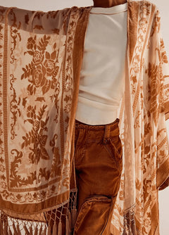 kimono japonais en rose